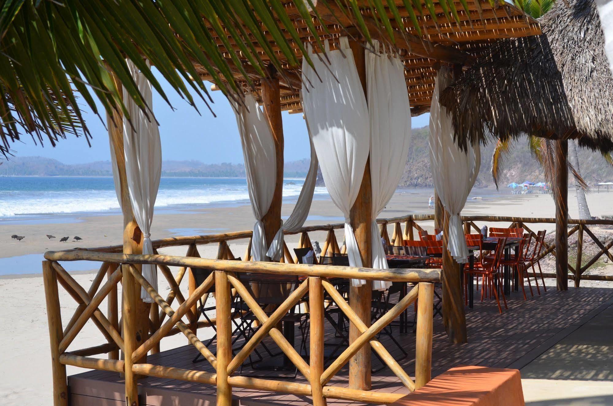 Chantli Mare Boca de Iguanas 外观 照片
